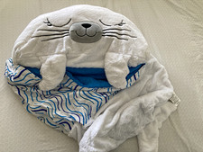 Happy Nappers Corby Seal Plush Kids Sleeping Bag Zip White/Blue 76.2cm