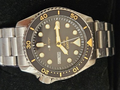 Seiko 5 Sports Men's Black Watch - SRPE57