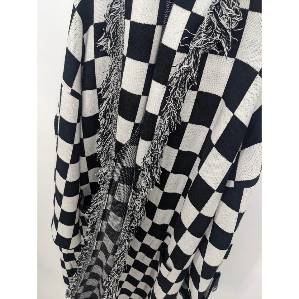 Dressed in Lala Cardigan 女式黑色白色 L/XL 方格长款条纹毛衣 — 第 3/4 张图片