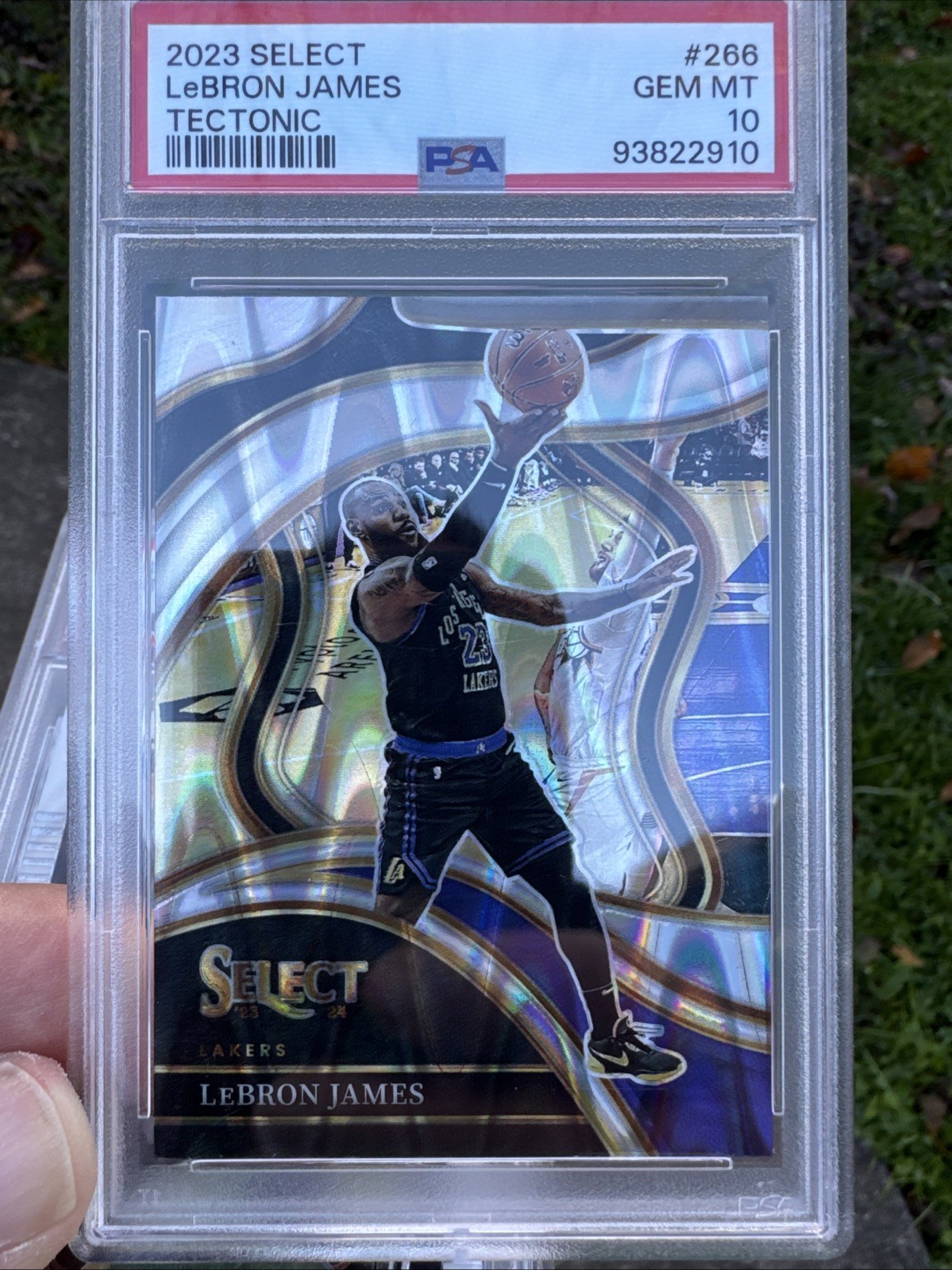 2023-24 Panini Select - Courtside LeBron James #266 Tectonic Prizm