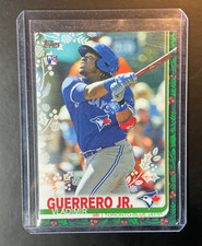 2019 Topps Holiday Baseball Mega Box Cards 16