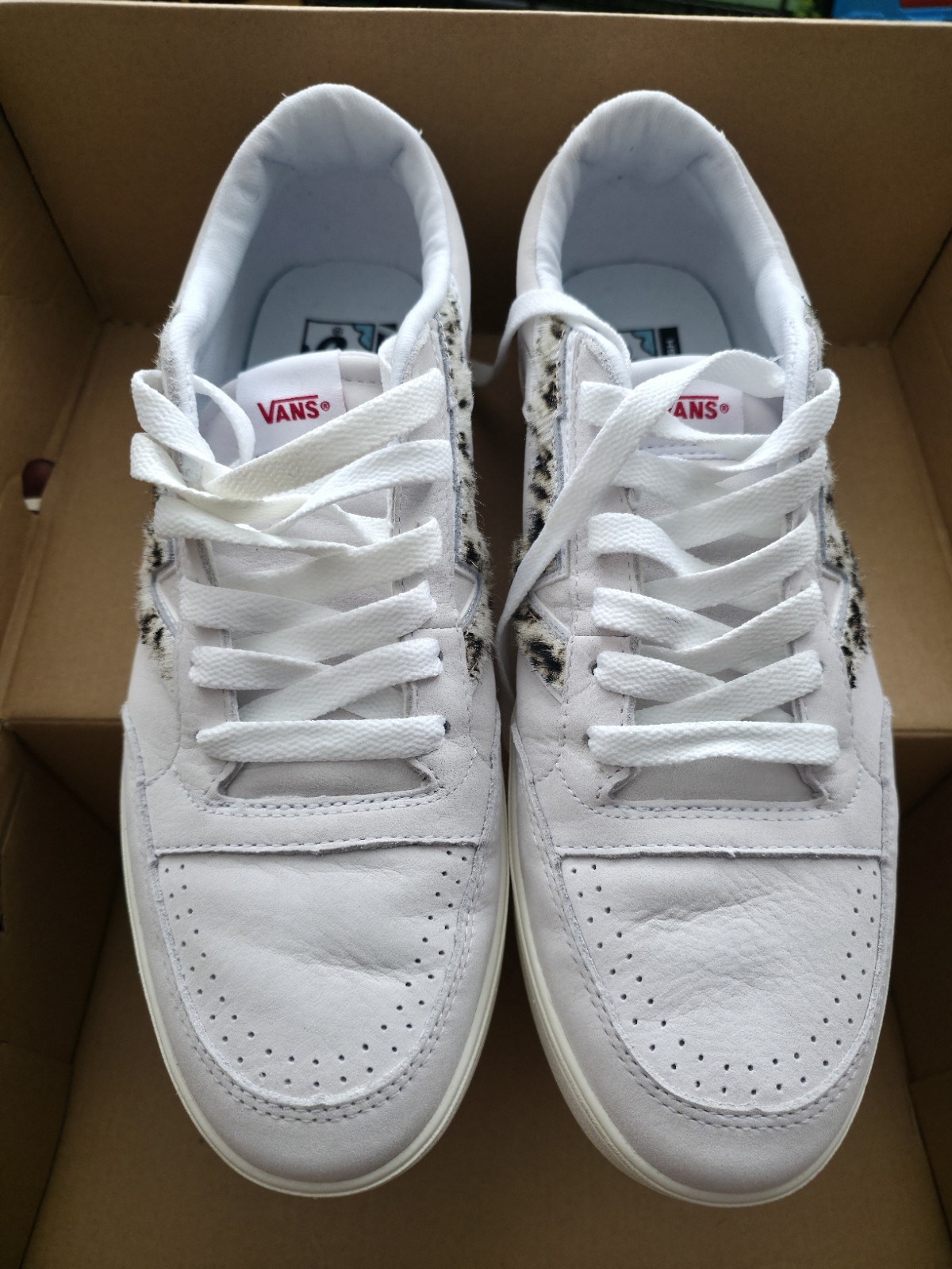 UK 10.5 Scarpe da ginnastica uomo Vans Lowland Cc Blt True White Pony