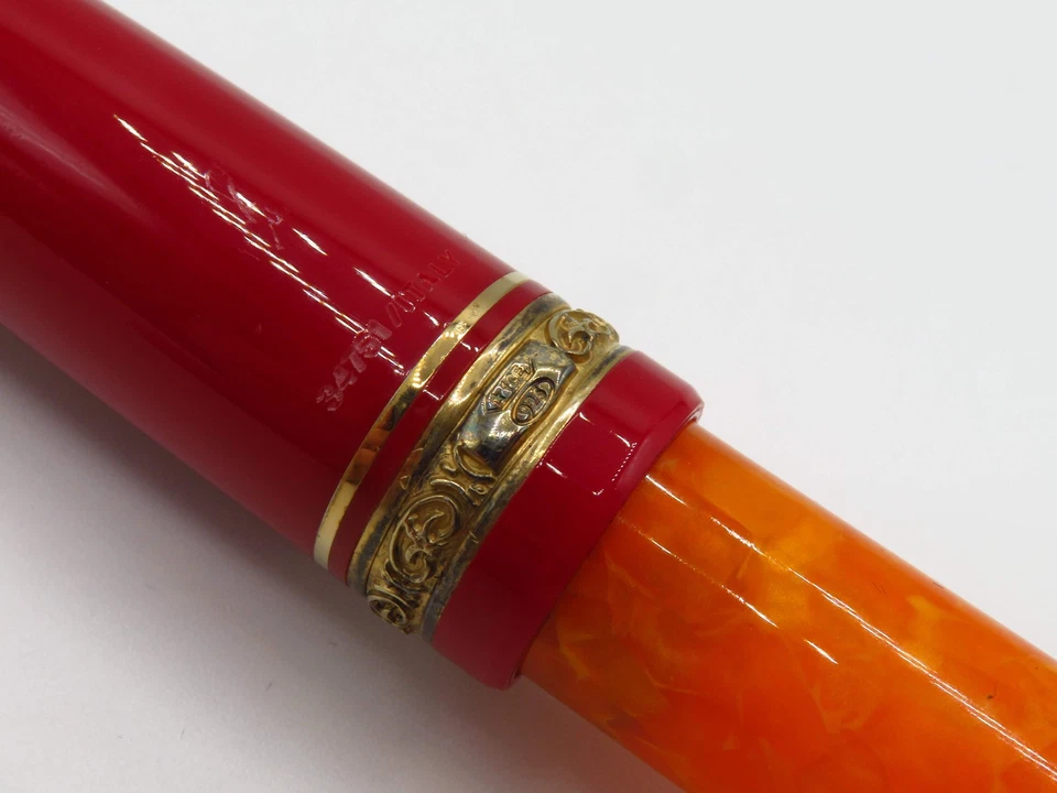 Pluma estilográfica Delta Dolcevita Media Tech & Web Foto 4 de 4