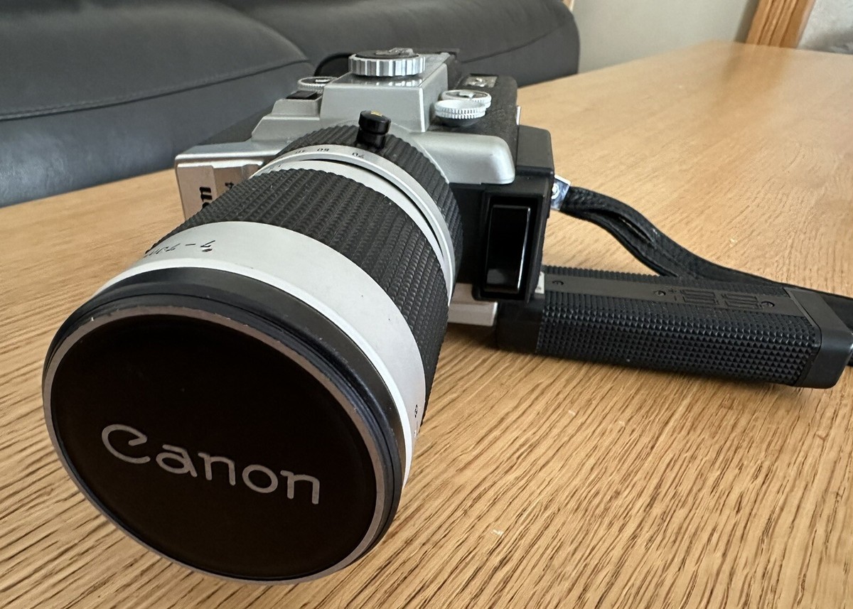 Canon Auto Zoom 1014 ELECTRONIC Super 8 Film Camera - Please Canon Auto Zoom 1014 ELECTRONIC Super 8 Film Camera - Please