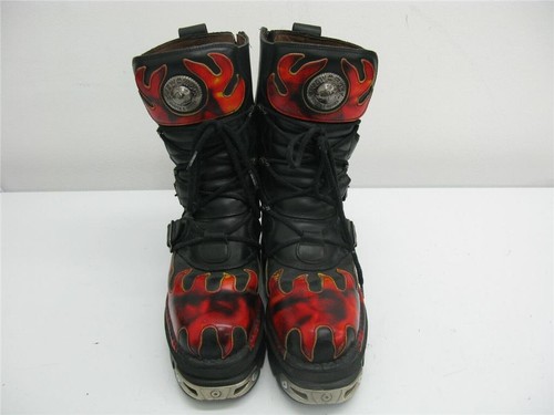 NEW ROCK REACTOR BLACK BOOTS 4 STRAPS ZIP GOTH SIZE 7UK. GOTH EMO FIRE FLAME - Picture 2 of 6
