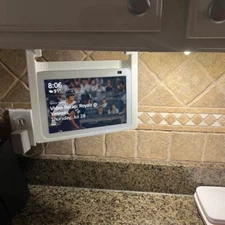 Echo Show 8 (1st & 2nd gen) Under Cabinet Mount