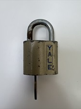 Old Vintage Collectible Yale Padlock Lock With Key Brass Made In USA