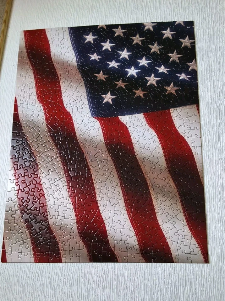 Master Pieces United We Stand American Flag Jigsaw Puzzle 550 Pieces Used  - Image 3 of 4