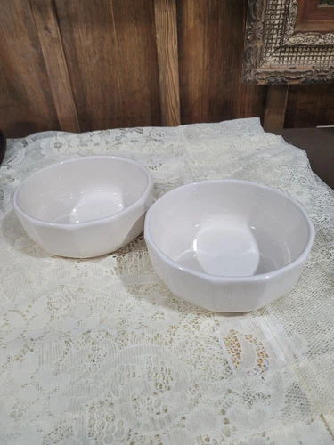 2 Pfaltzgraff Heritage White Soup Cereal Bowls Multisided Round Glossy Stoneware