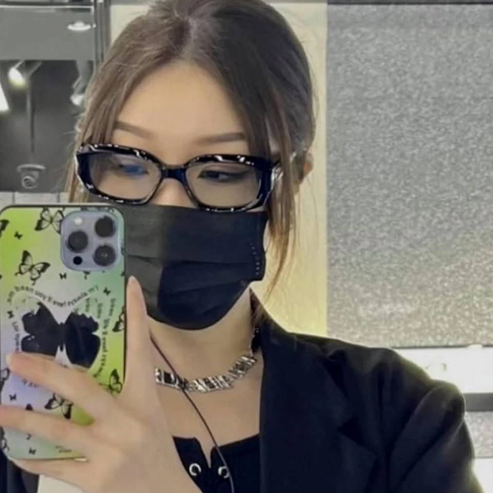 Black Clear Tint Retro Trendy Rectangle Men Women Square Frame Trendy Glasses - Image 4 of 4