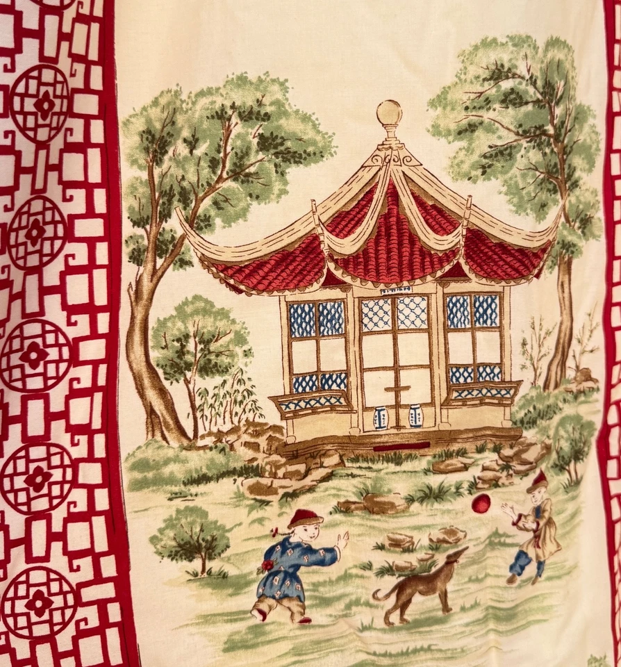 Vintage Cowtan & Tout “Imperial Garden” Pleated Drapery Panel ZZ647 - Image 4 of 4