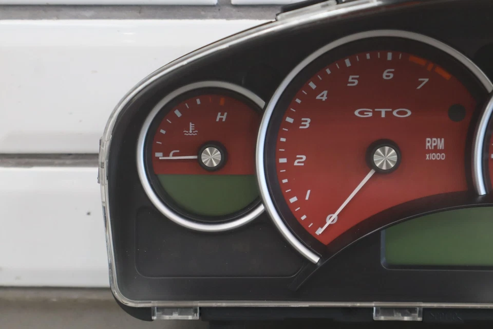 Приборная панель спидометра 2005 Pontiac GTO 200 миль/ч *красные датчики* - Изображение 3 из 4