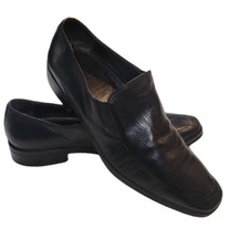 Bruno Magli PITTO Black Leather Round Toe Slip On Loafers Men s Size 10.5M