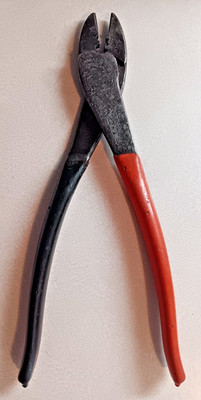 THOMAS & BETTS WT-111-M STA-KON CRIMPING PLIERS CUTTER USA