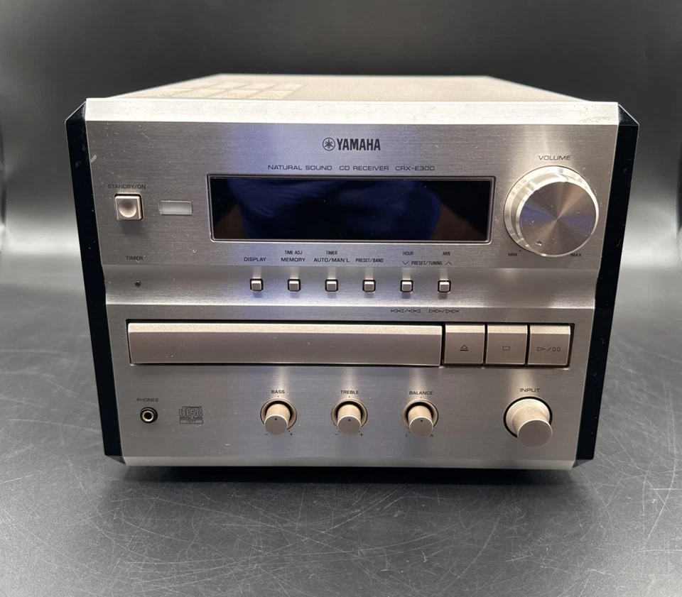 Yamaha CRX-E300 HIFI Stereo System With Piano Black NX-E300 Speakers No Remote - Image 3 of 4