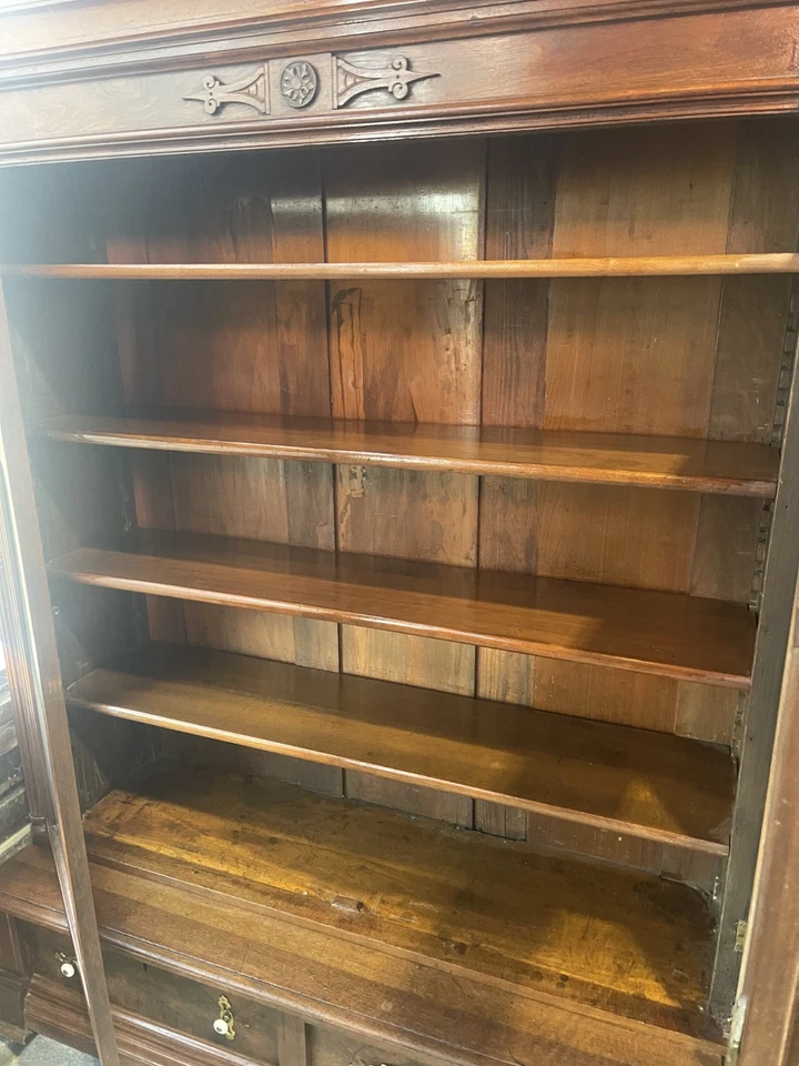 Antique Victorian Aesthetic Movement Carved Bookcase - Image 4 of 4