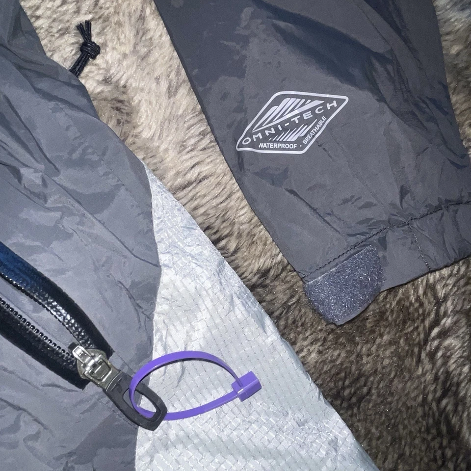 Columbia 钛合金滑雪夹克男式中号连帽拉链 2017 灰色双色 — 第 4/4 张图片