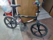 CW Racing CALIFORNIA FREESTYLE old School BMX Bike  Black Pink Mike Buff