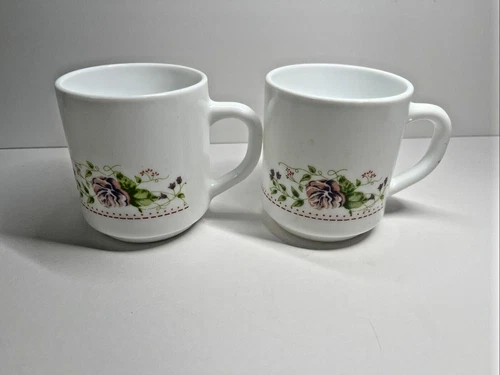 Vintage Retro Milk Glass Pink Roses Vine Coffee Mug Arcopal France