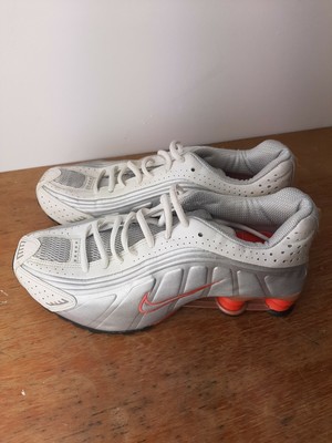 NIKE SHOX R4 WHITE, METALLIC SILVER \u0026 RED UK 6 ORIGINAL VINTAGE 2001! | eBay