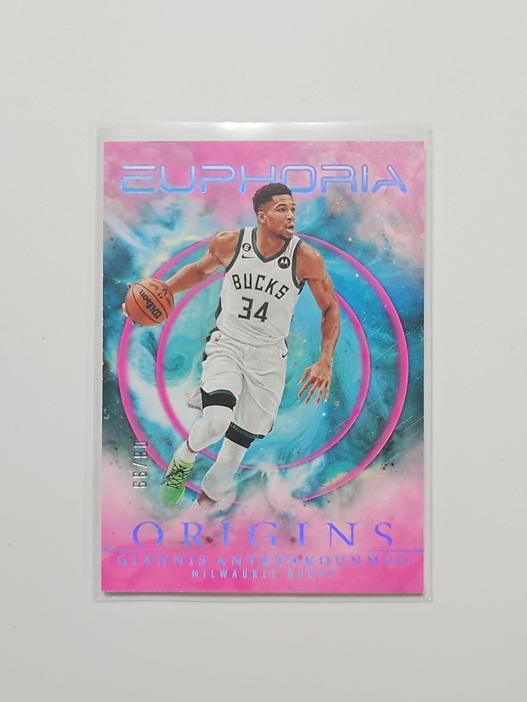 2023-24 Panini Origins Euphoria Pink 8/99 Giannis Antetokounmpo #17 - Bucks