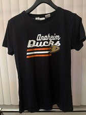 Anaheim Ducks Collecting and Fan Guide 39