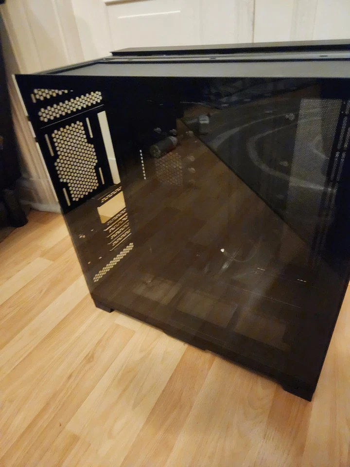 Lian Li O11 Dynamic EVO XL Big-Tower - schwarz - Bild 4 von 4