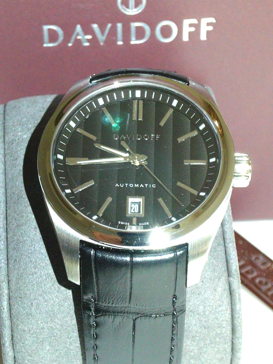 Davidoff Velocity Classic Automatic Black Dial Men's Watch 21142 - Main Image