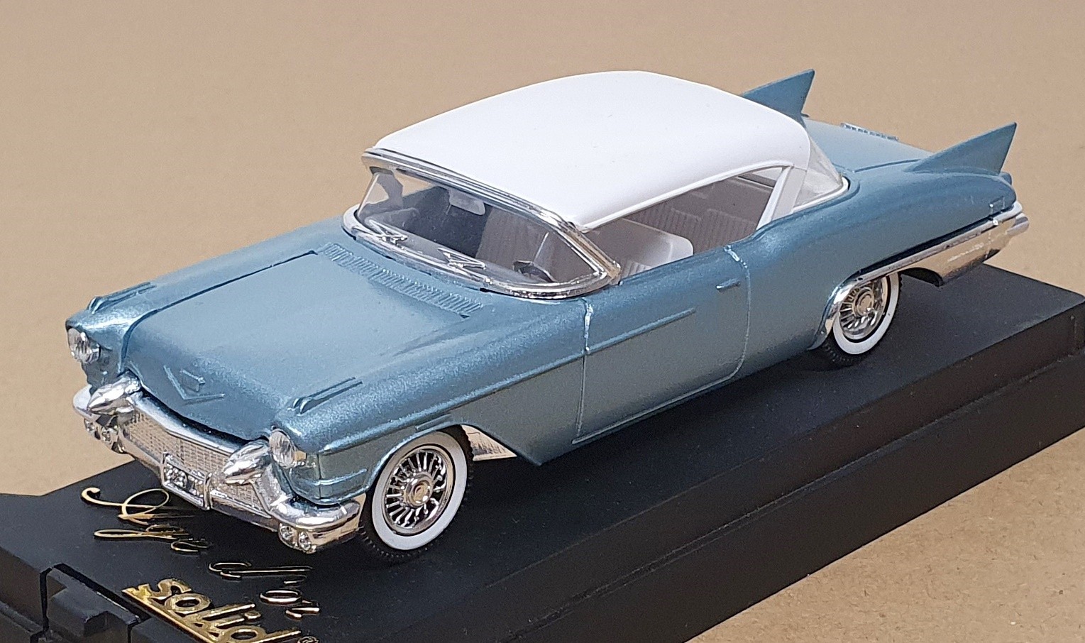 Solido Cadillac Eldorado Seville 1:43 4520