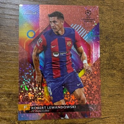 Topps Finest Robert Lewandowski UEFA Champions League Parallel 16/50 Card