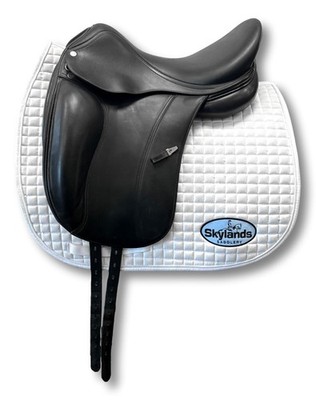 Used Equipe Oracle - Size 17'' Dressage Saddle Black