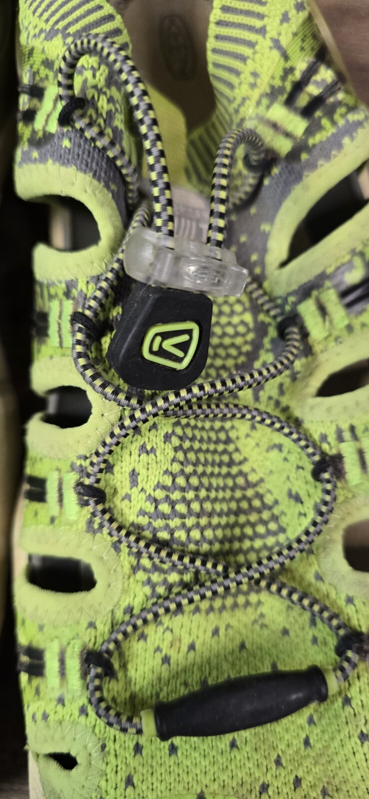 Sandali da trekking sportivi mimetici KEEN 'Evofit One' verde lime made in USA donna taglia 9