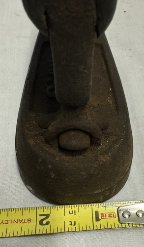 ANTQ Sensible #5 Sad Iron Collar Sleeves Removable Wood Handle 8”- 19th Century - Picture 11 of 12