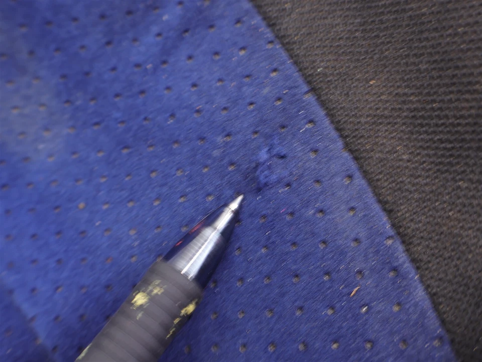 Cubierta de asiento delantero para pasajero Subaru Impreza WRX STI 2004-2007 cubierta inferior derecha Foto 2 de 4