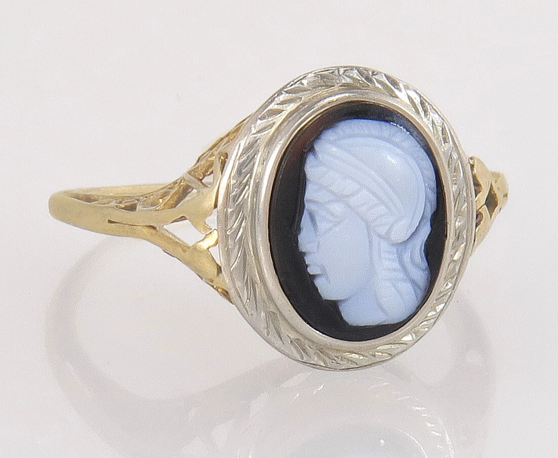 Small cameo shop ring