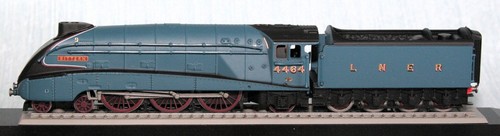 CORGI RAIL LEGENDS 1:120 ST97504 LNER 4-6-2 A4 CLASS 4464 BITTERN BOXED - Picture 2 of 14