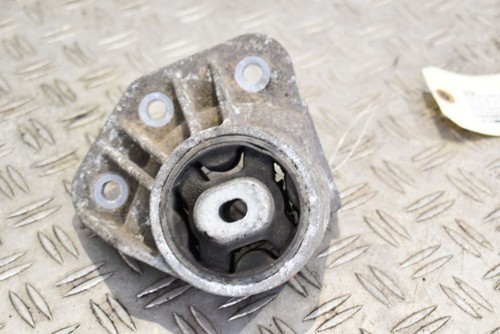 AUDI A8 4E 4.0 TDI QUATTRO Achse hinten  Hinterachsgetriebe Halter Differential