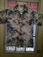 Vintage 40's Silk Hawaiian Shirt bamboo buttons, japanese motif. Sz Med