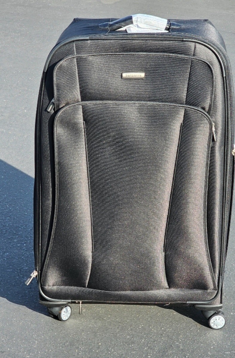 30” Samsonite Verana XLT Spinner-Black Small Brand New