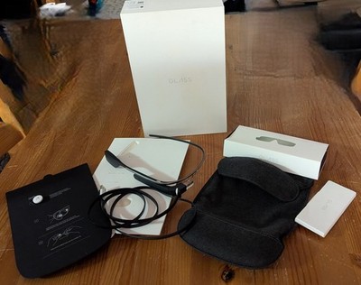 Google Glass Explorer Edition Model XE-C Charcoal + Frame + Ear Bud + Shades