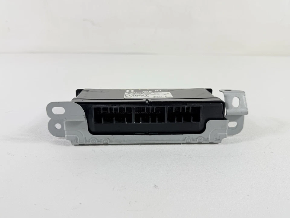 Módulo de control de carrocería Subaru Legacy 2005-2009 2,5 L BCU BCM computadora OEM 88281AG73A Foto 2 de 3
