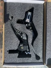  Motorcycle 7/8'' CNC Universal Brake Clutch Master Cylinder Reservoir Lever Set