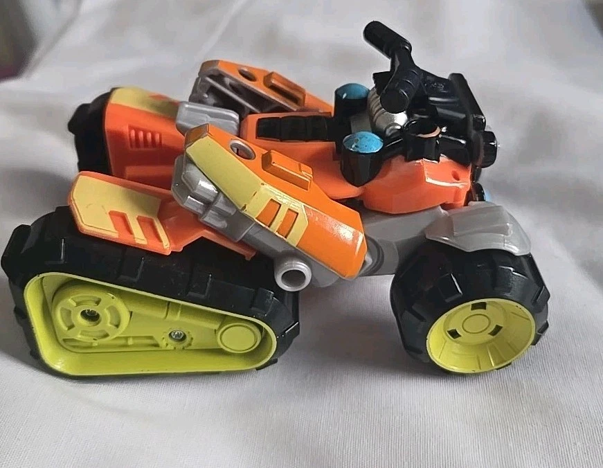 Figura de vehículo todo terreno Brushfire 2017 Playskool Heroes Transformers Rescue Bots 4,75"  Foto 2 de 4