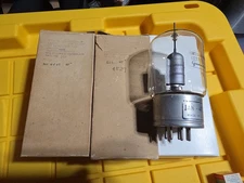 4E27 JAN-CBOP-4E27 Lewis And Kaufman Electron Tube Valve