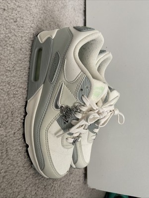 Nike Wmns Air Max 90 SE 'Molten Metal' - size 7 
