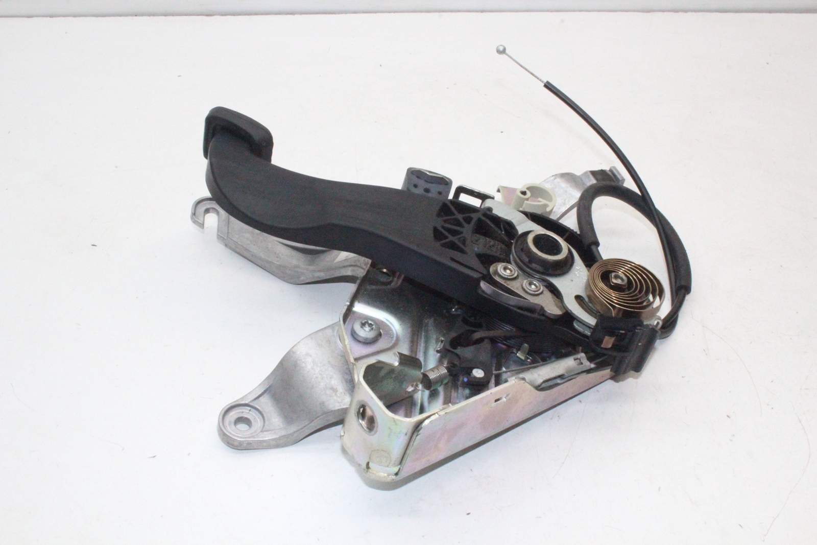 MERCEDESBENZ E250 Parking brake mechanism A2124200384 CGI S212 W212 2011 RHD eBay
