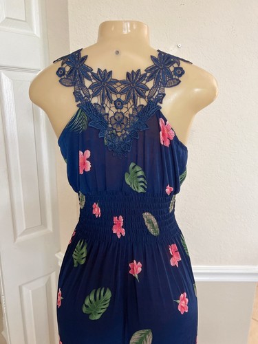 Floral Maxi Dress - Picture 4 of 6