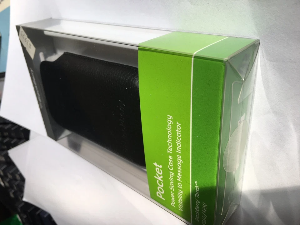 Bolsillo de cuero BlackBerry para antorcha 9860.9850 ACC-38962-201- Original. Nuevo Foto 2 de 3