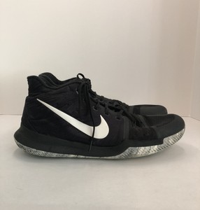 bhm kyrie 3