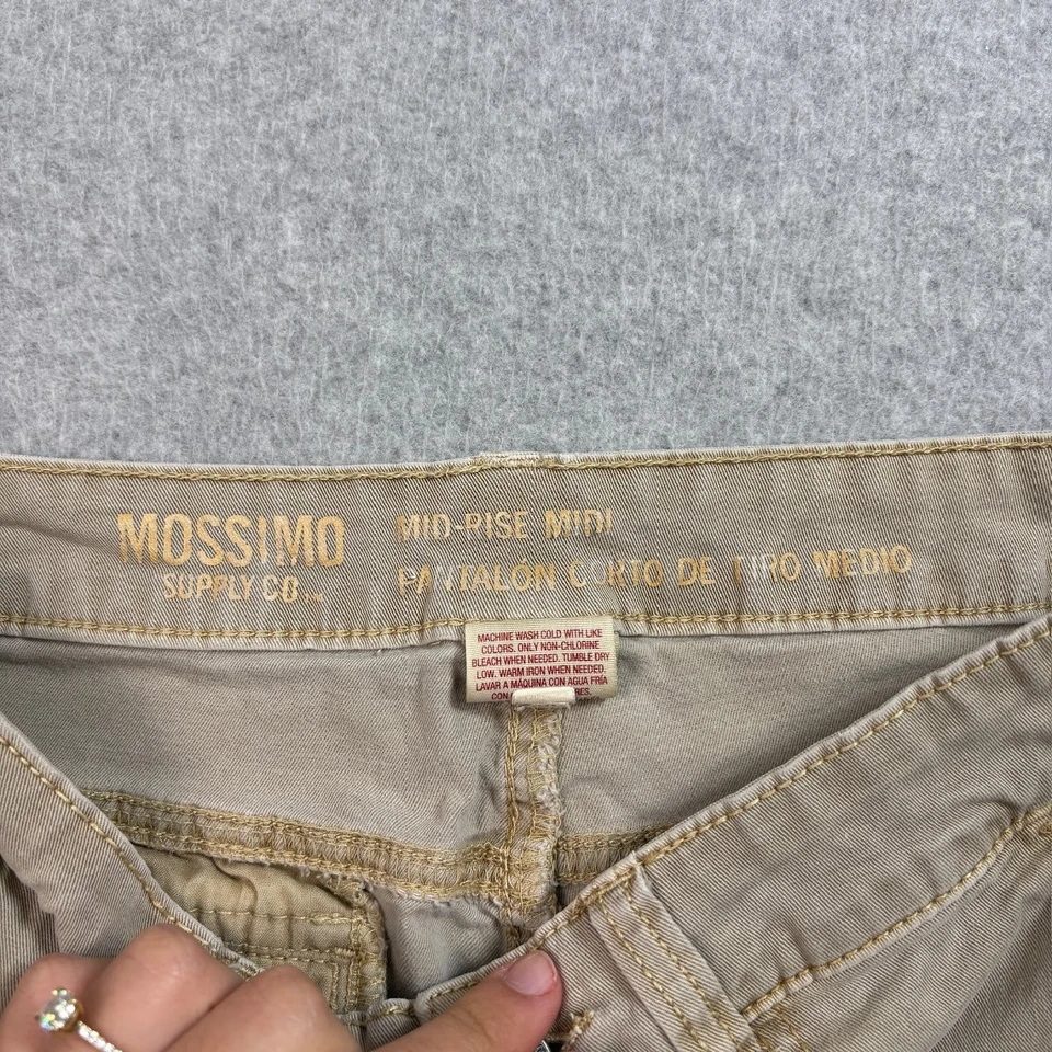 Pantalones Cortos Mossimo Mujer 2 Tostados Chinos Tiro Bajo Bolsillos Academia Heritage Clásico Y2K Foto 3 de 4